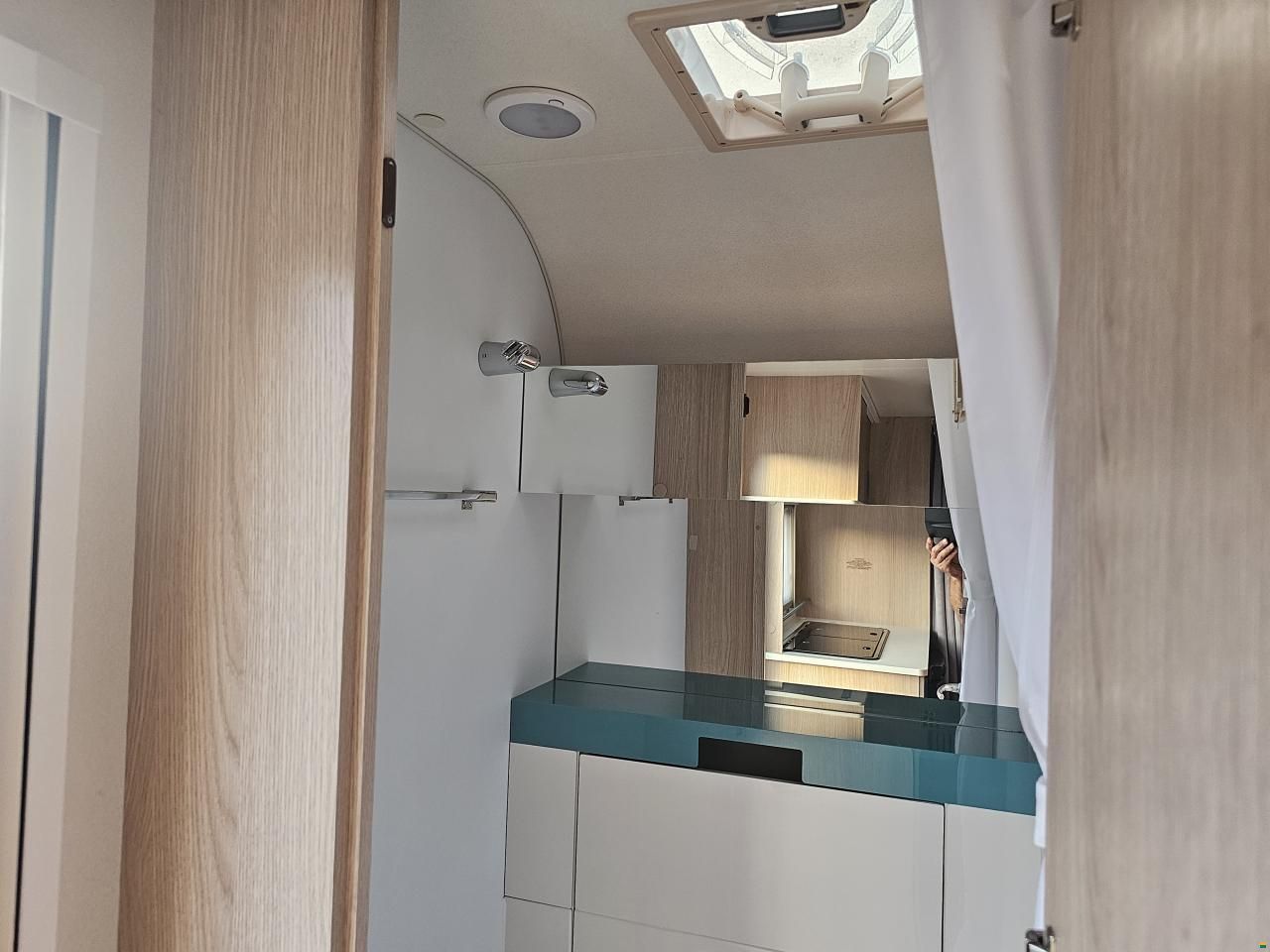 Adria Aviva E 400 PS