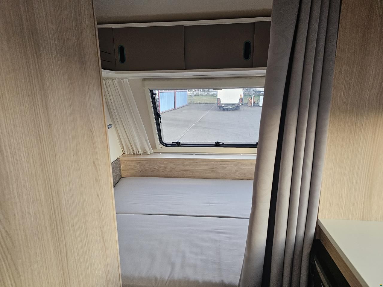 Adria Aviva E 400 PS