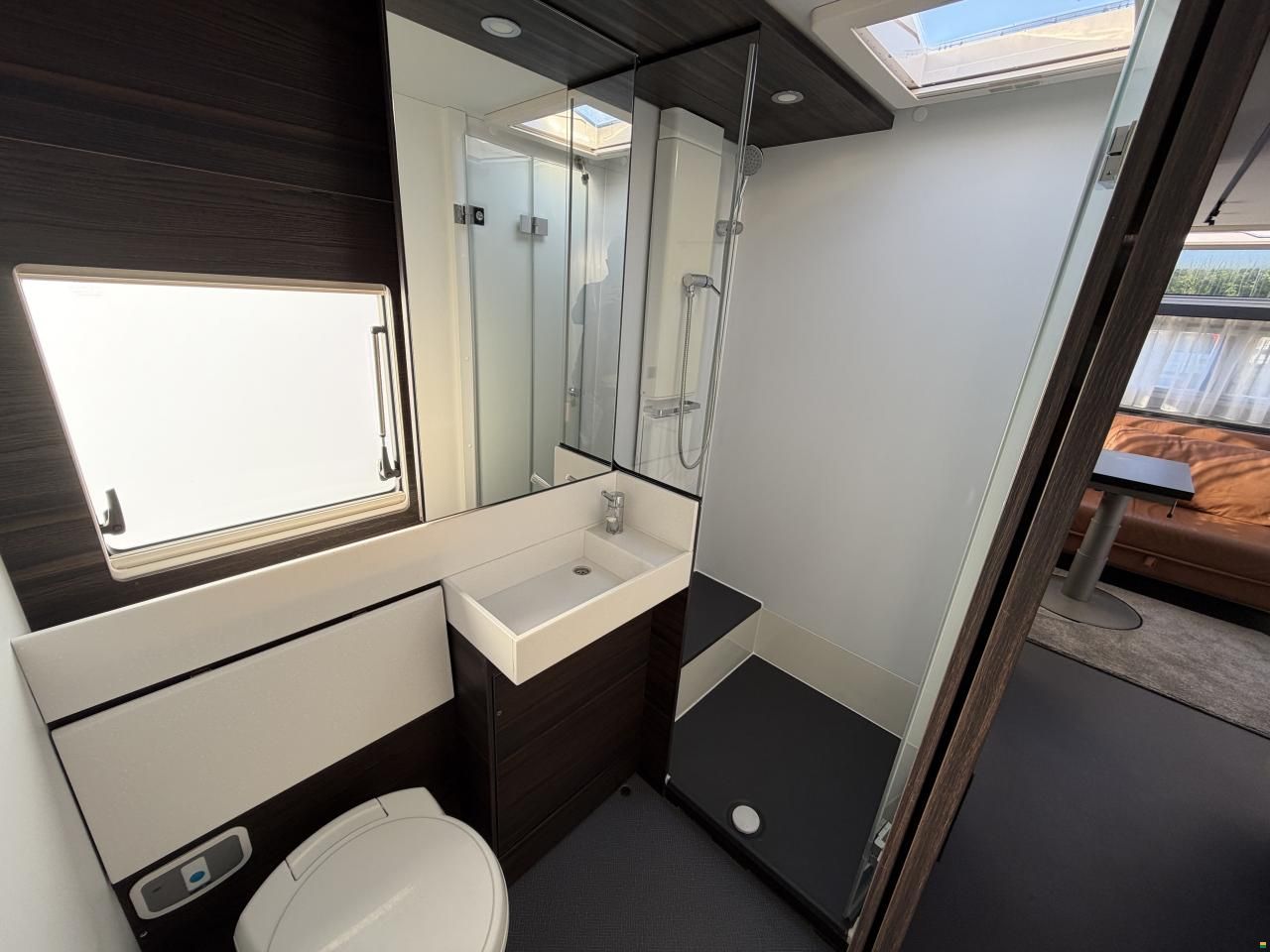 Adria Astella 754DP