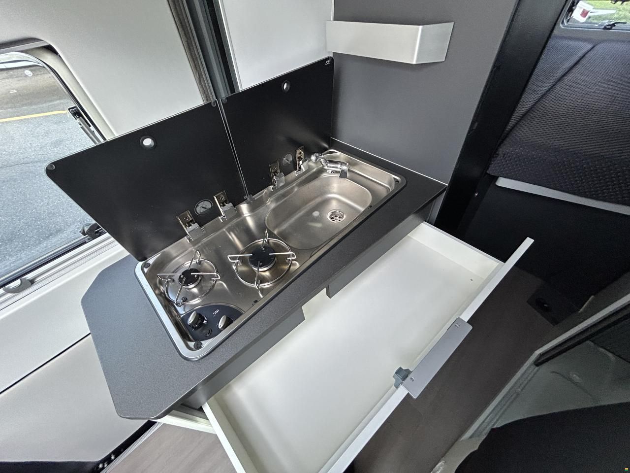 Adria Twin Supreme 600 SPB