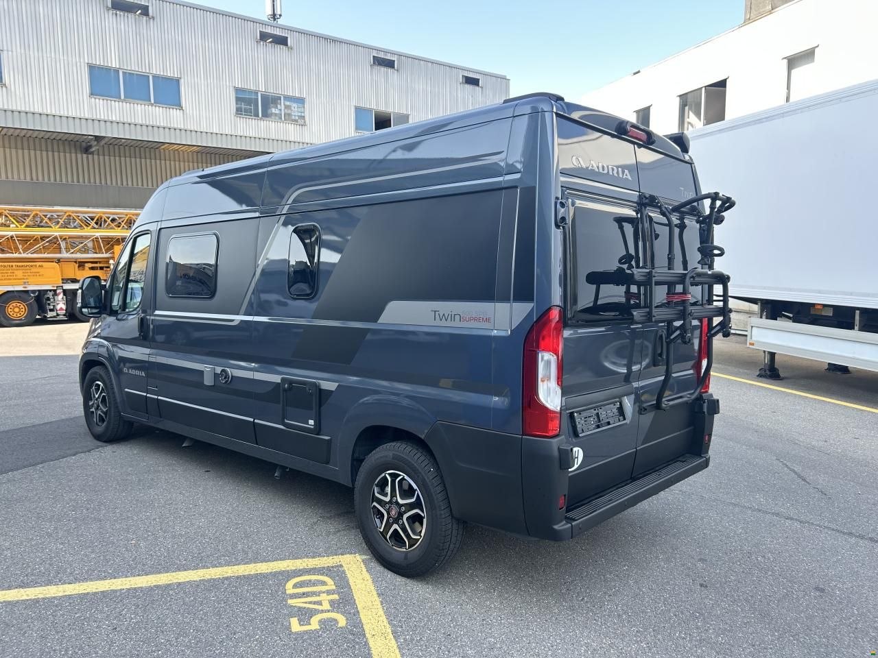 Adria Twin Supreme 600 SPB