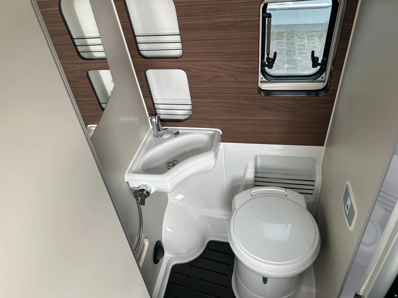 Westfalia Sven Hedin Premium 2.0 Aufstelldach