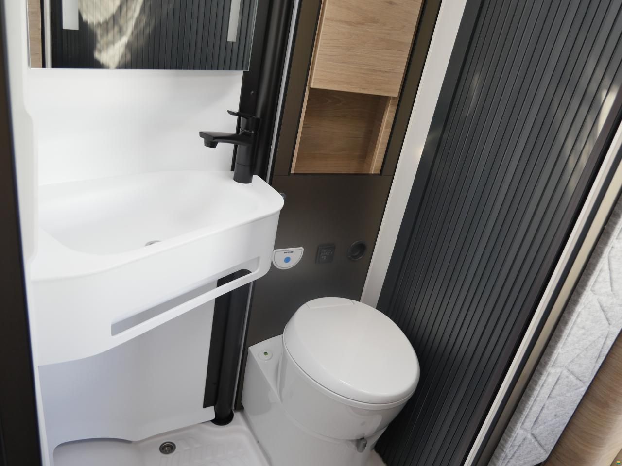 Weinsberg Cara Compact 600 MEG 'Pepper' | 2027