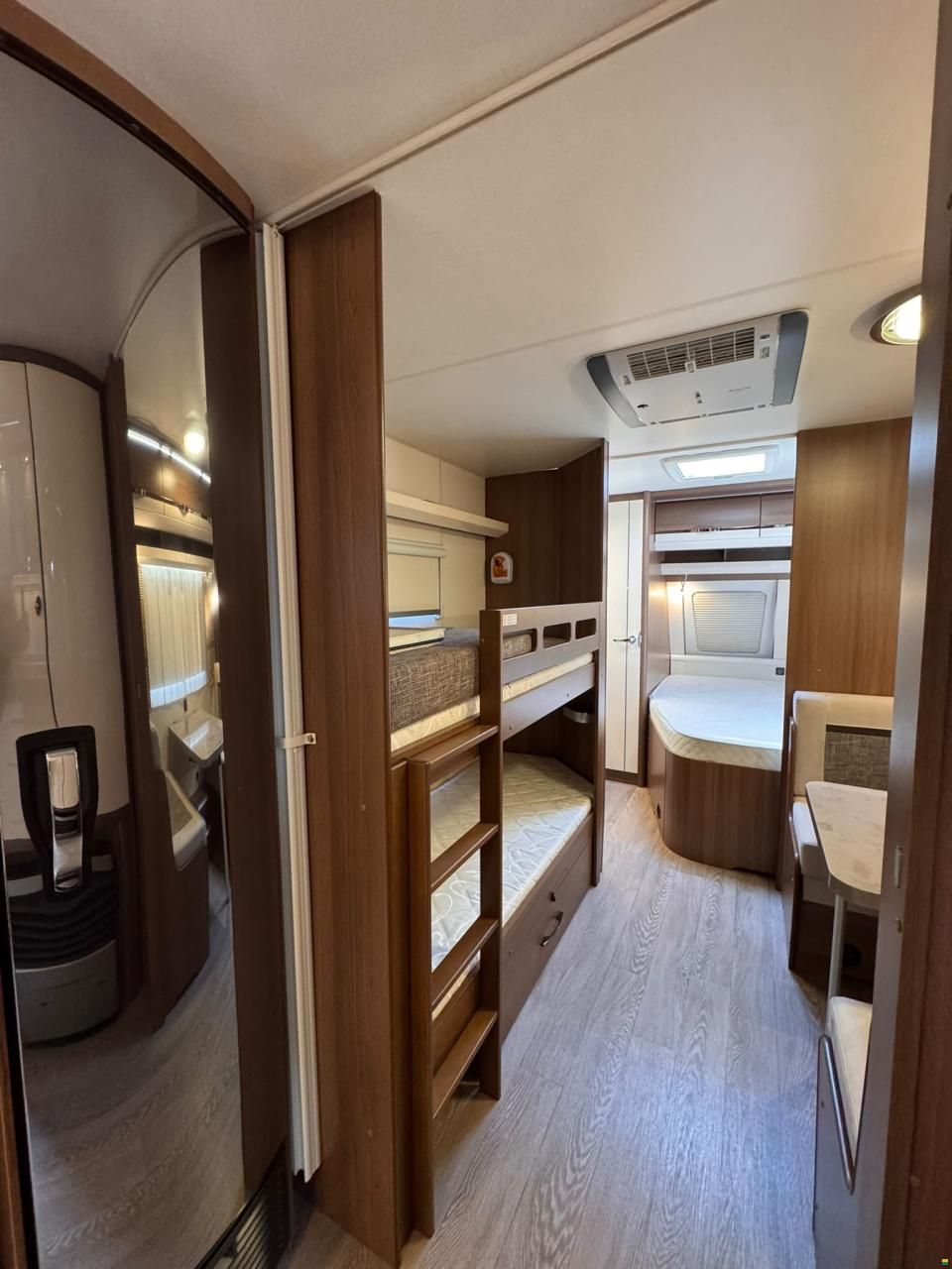 Hobby 720 UKFe Prestige
