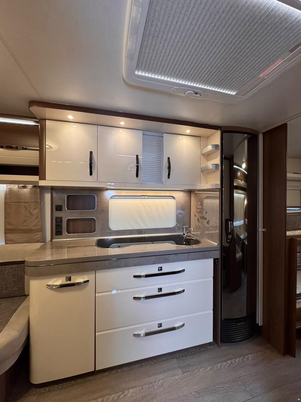 Hobby 720 UKFe Prestige
