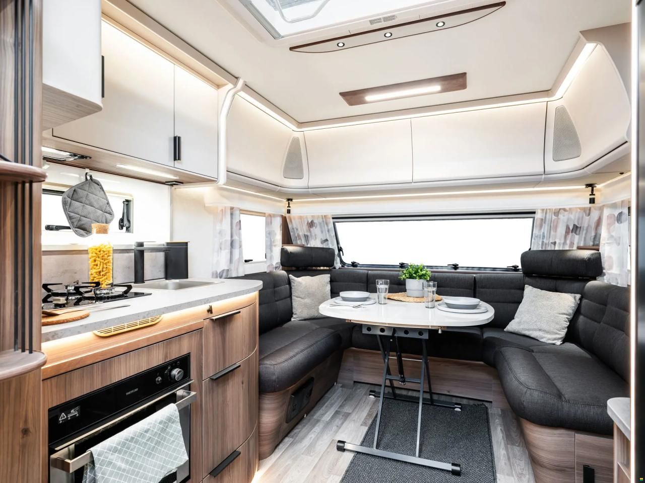 Kabe Royal 560 GLE KS B2