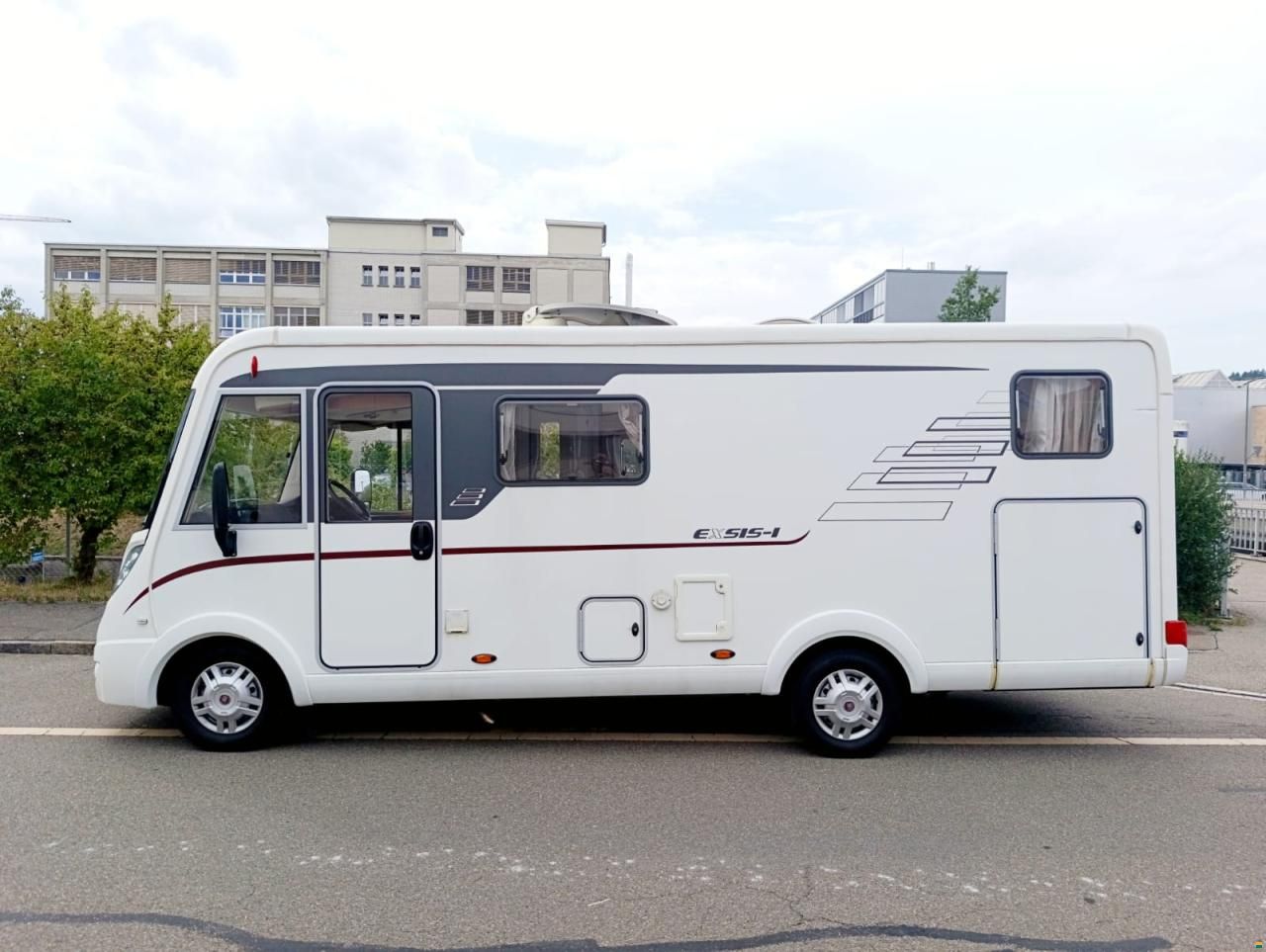 Hymer Exsis i 578