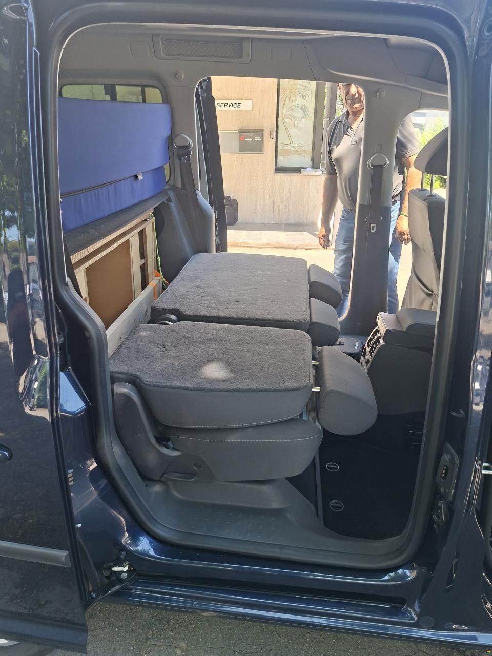 Volkswagen VW CADDY 4X4 AUT CAMPER 5SITZE