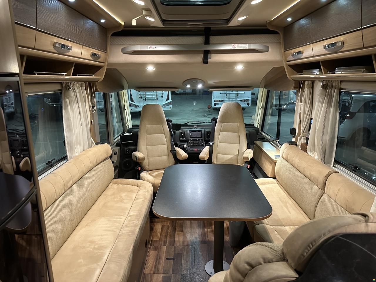 Hymer B 544