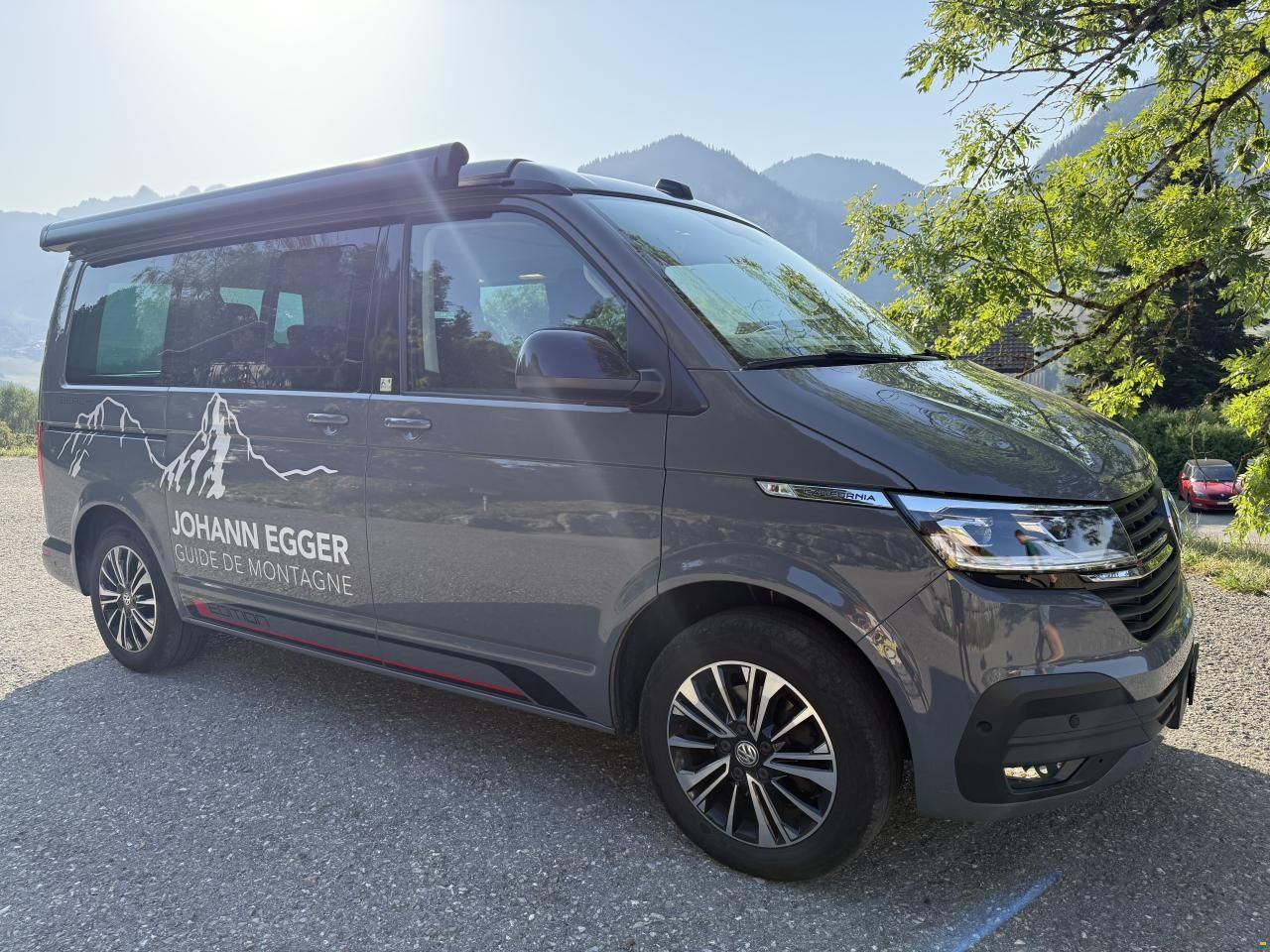 Across Car VW t6.1 California