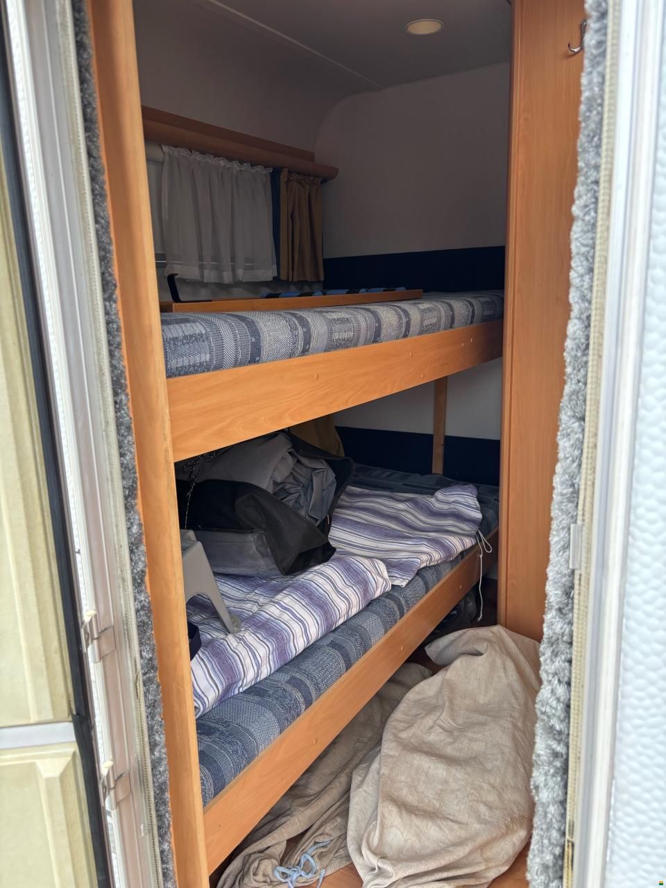 Knaus 400 LKK