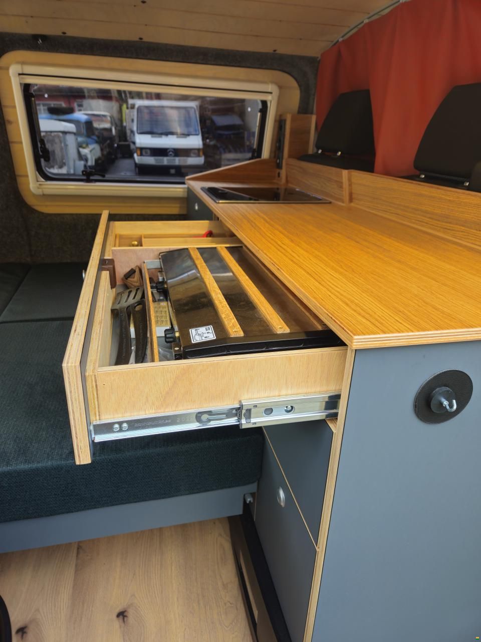 Volkswagen T6.1