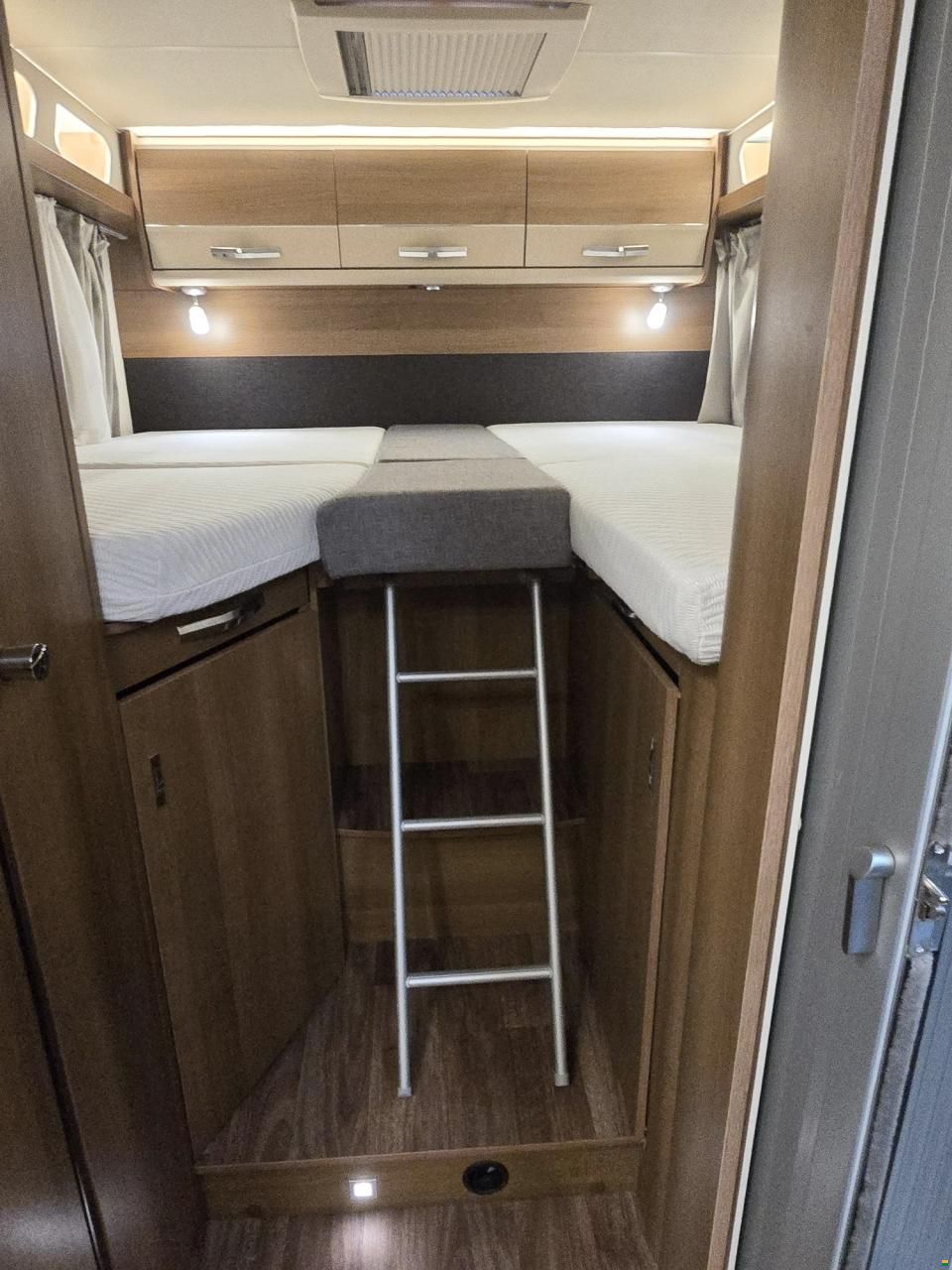 Knaus VAN TI 650 MEG PLATINUM SELECTION 2.0