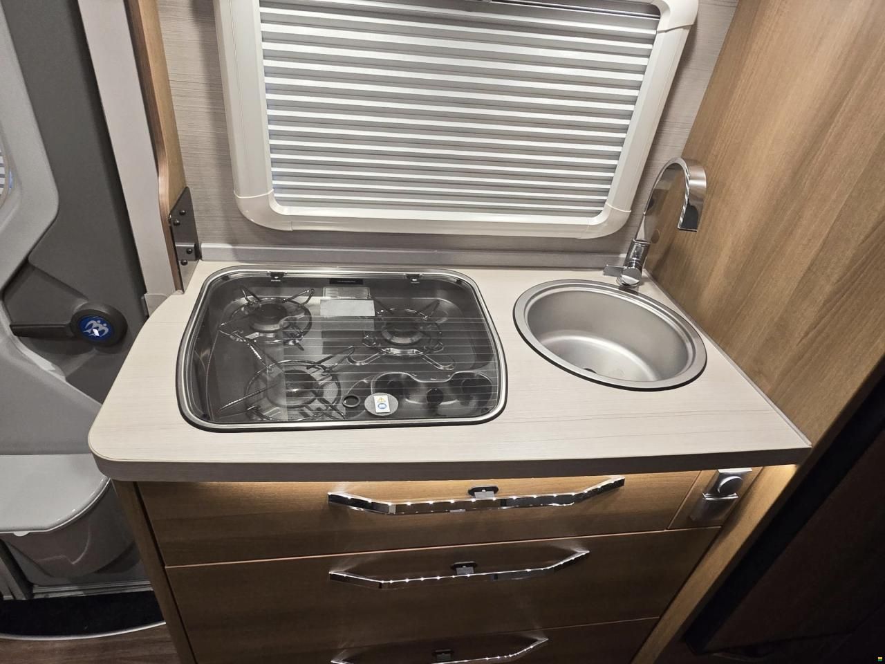 Knaus VAN TI 650 MEG PLATINUM SELECTION 2.0