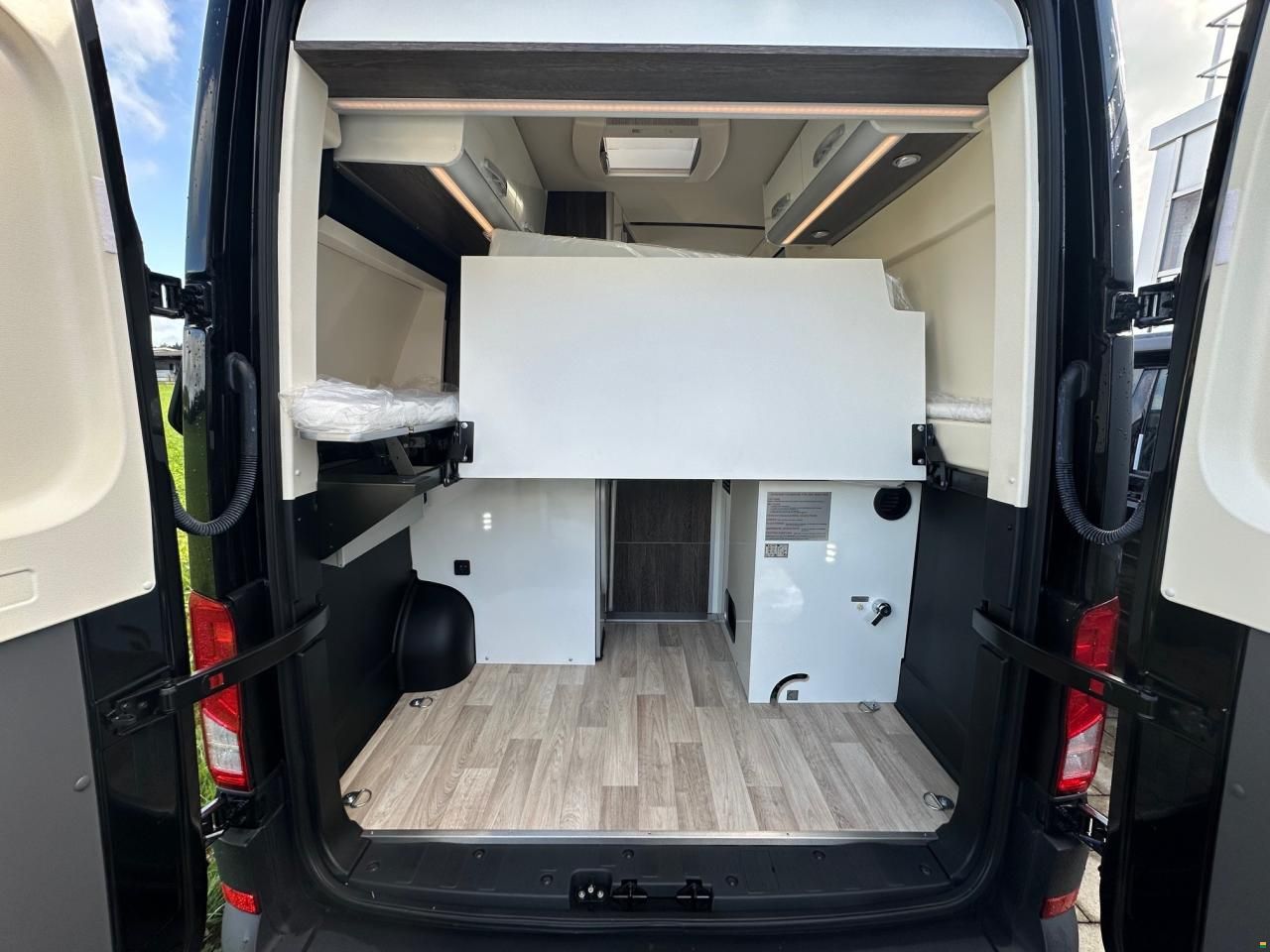Westfalia Sven Hedin Premium 2.0Bi-TDI 8G