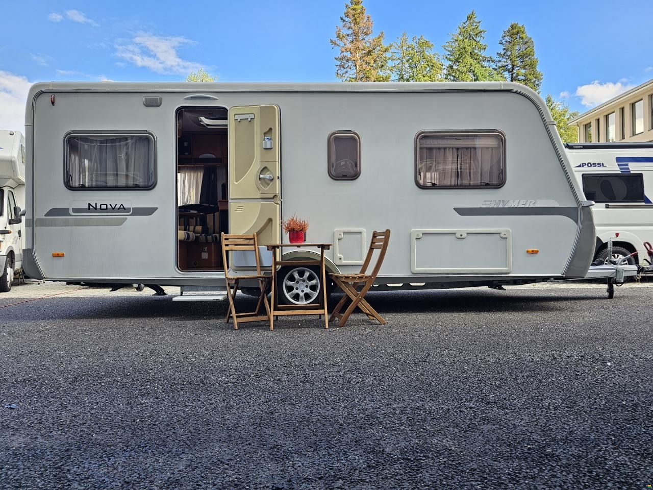 Hymer Eriba 530 mit Einzelbett, Mover!