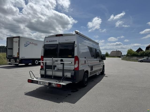 Adria P TWIN 600 SPT Platinum