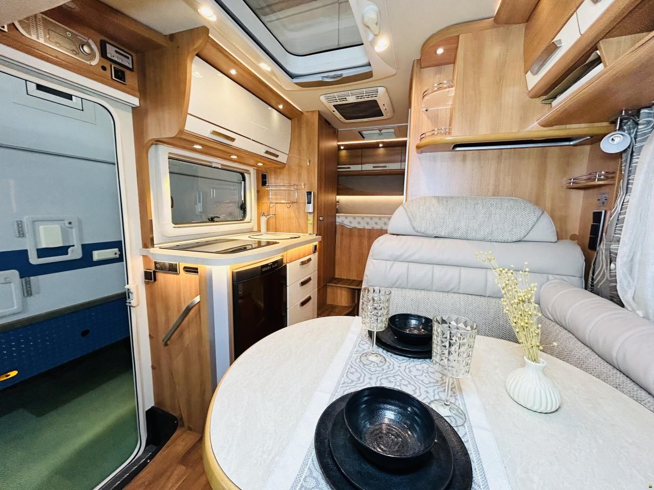 Hymer B 504