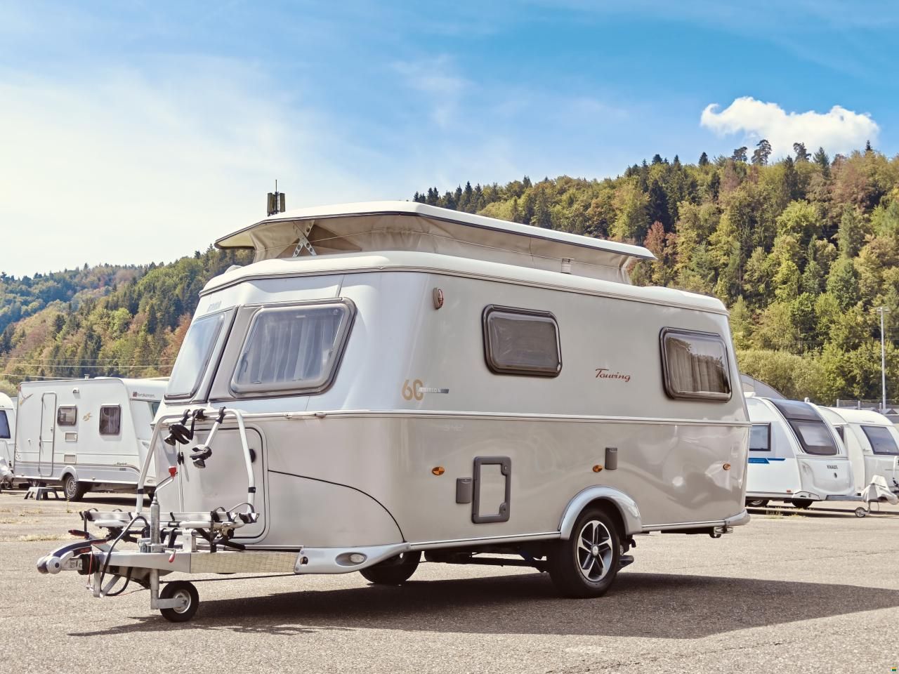 Hymer ERIBA Troll 60 Edition - L&auml;ngsbett
