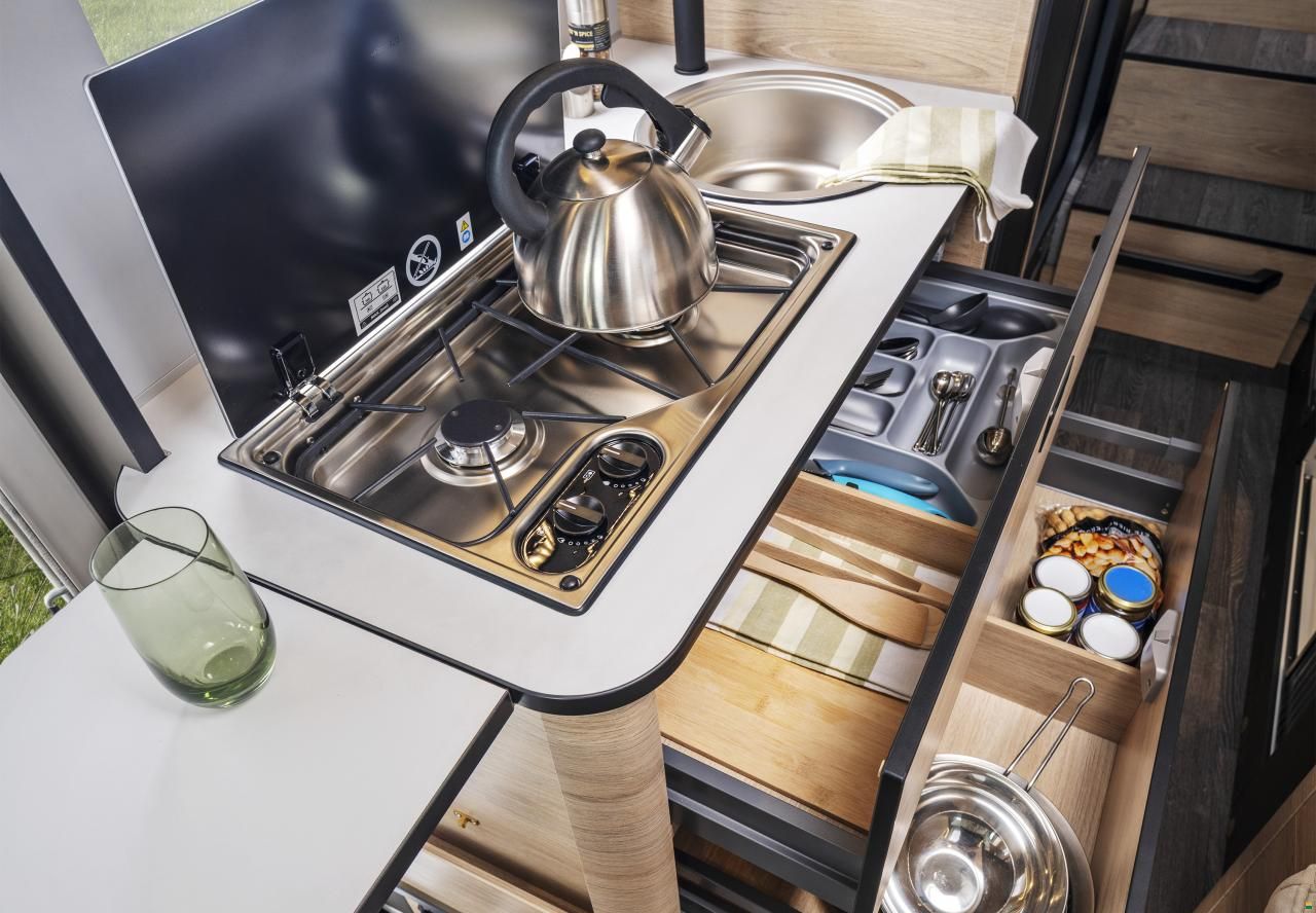 Weinsberg Cara Compact 600 MEG Edition [Pepper]