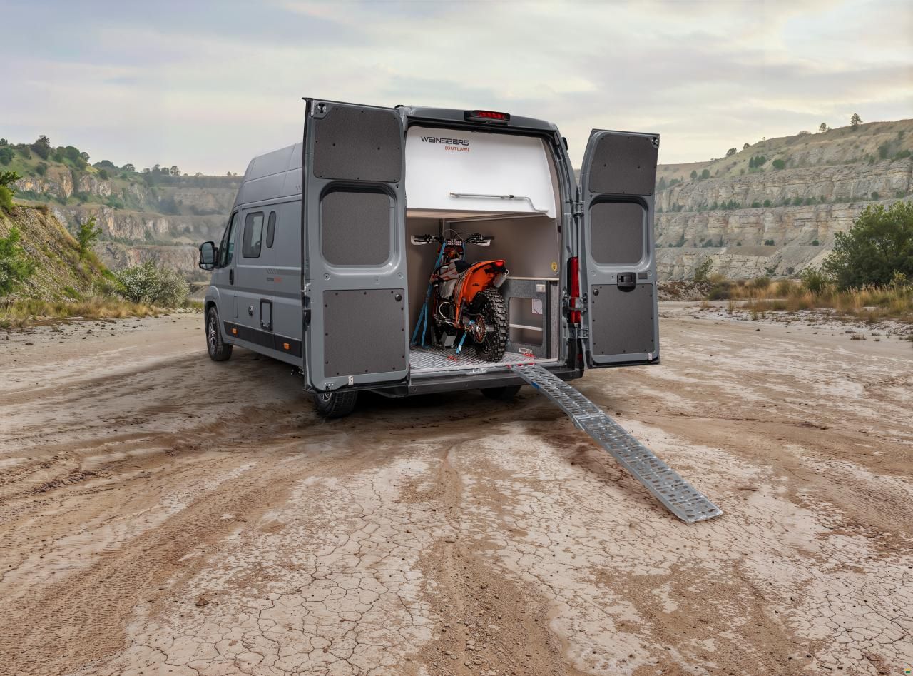 Weinsberg Cara Bus Grey 630 MEG Ed. [Fire] Outlaw