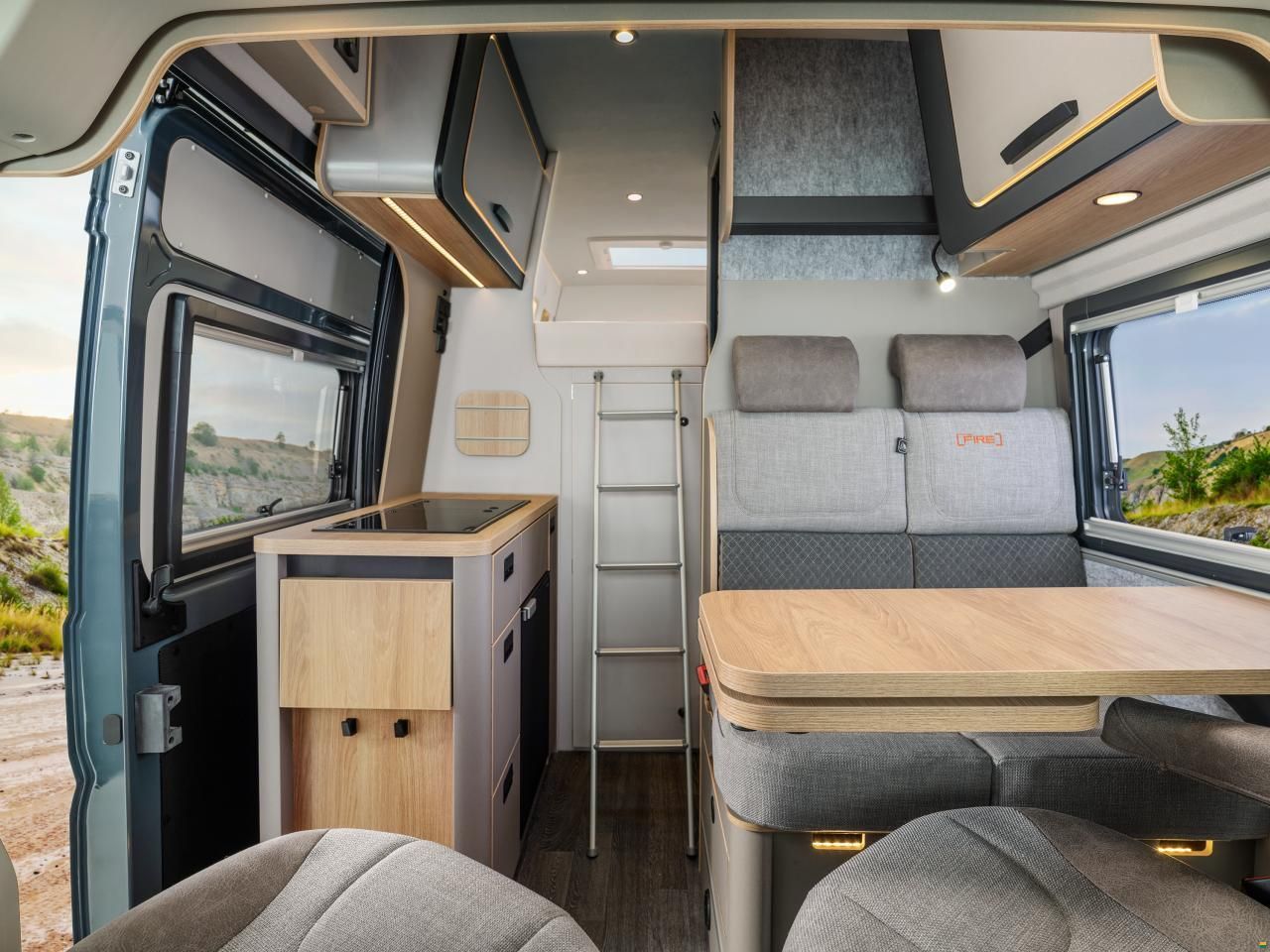 Weinsberg Cara Bus 630 MEG Ed. [Fire] Outlaw