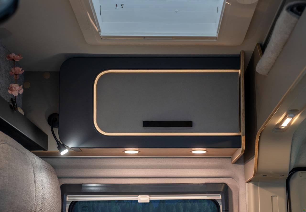 Weinsberg Cara Bus 600 ME Edition [Fire]