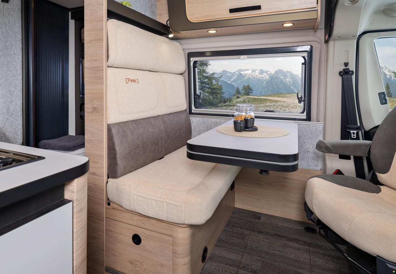 Weinsberg Cara Bus 600 MQ Edition [Fire]