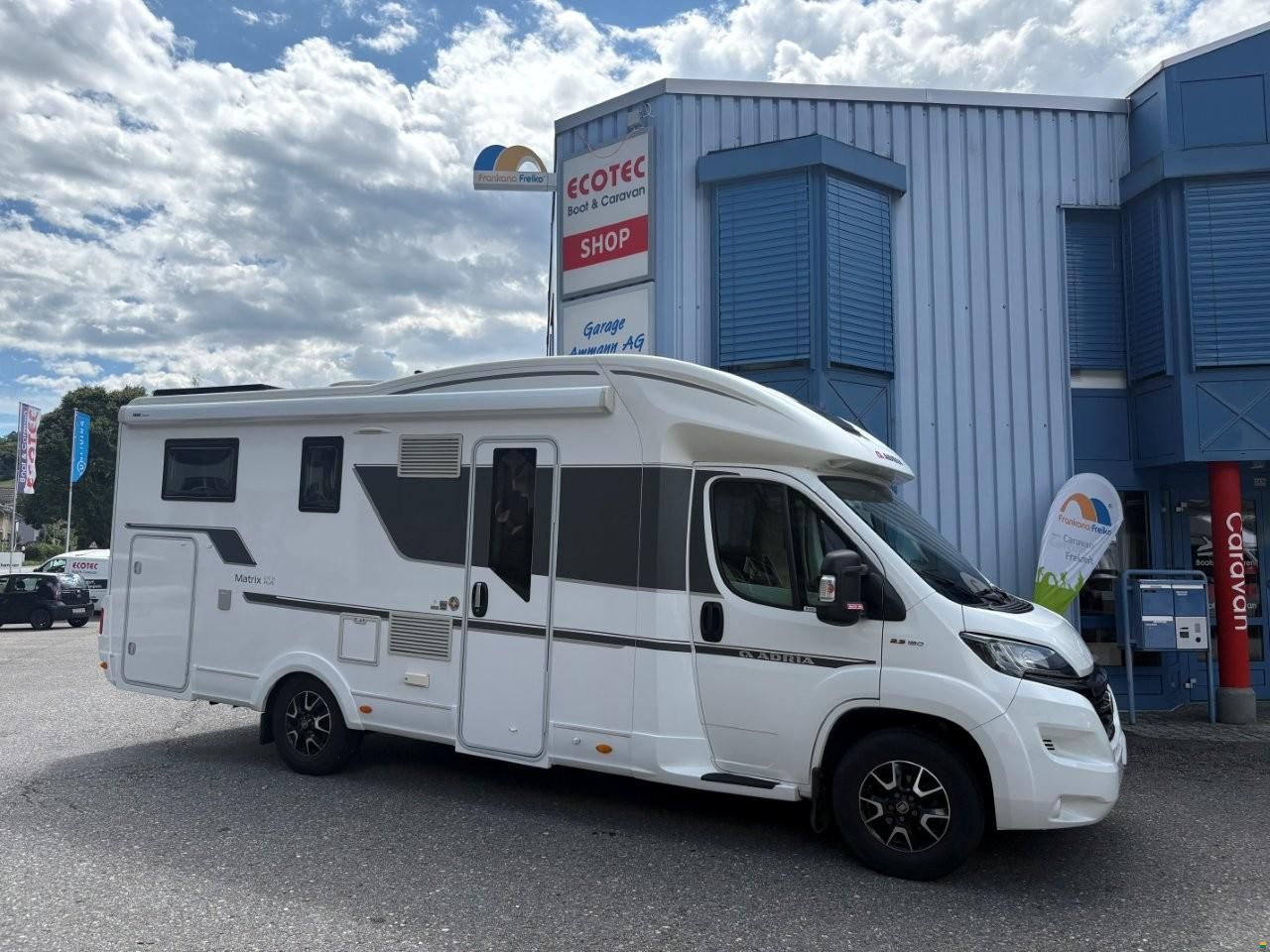 Adria Matrix M 670 SL