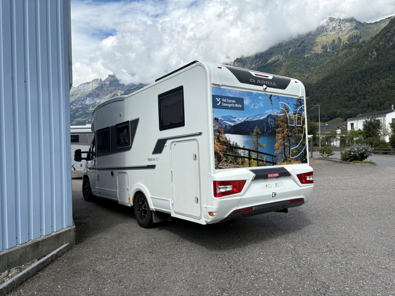 Adria Matrix M 670 SL