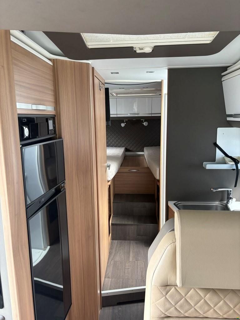 Adria Matrix M 670 SL