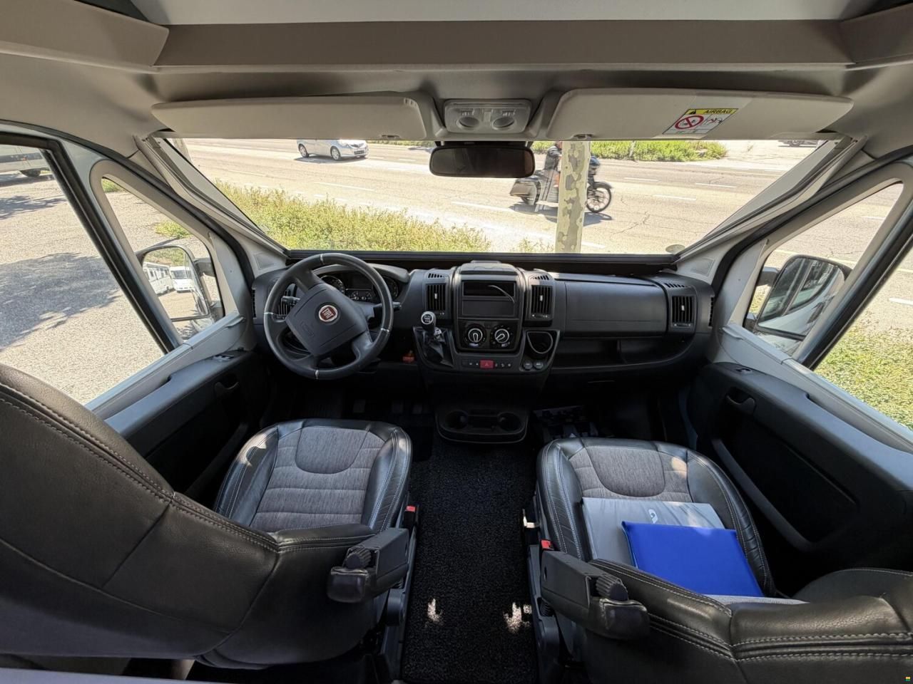 Adria Twin Plus 600 SPB