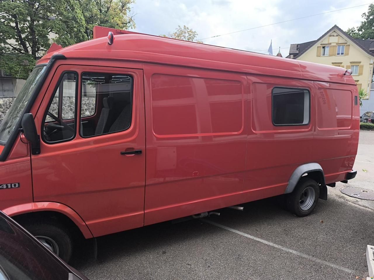 Mercedes Benz 410