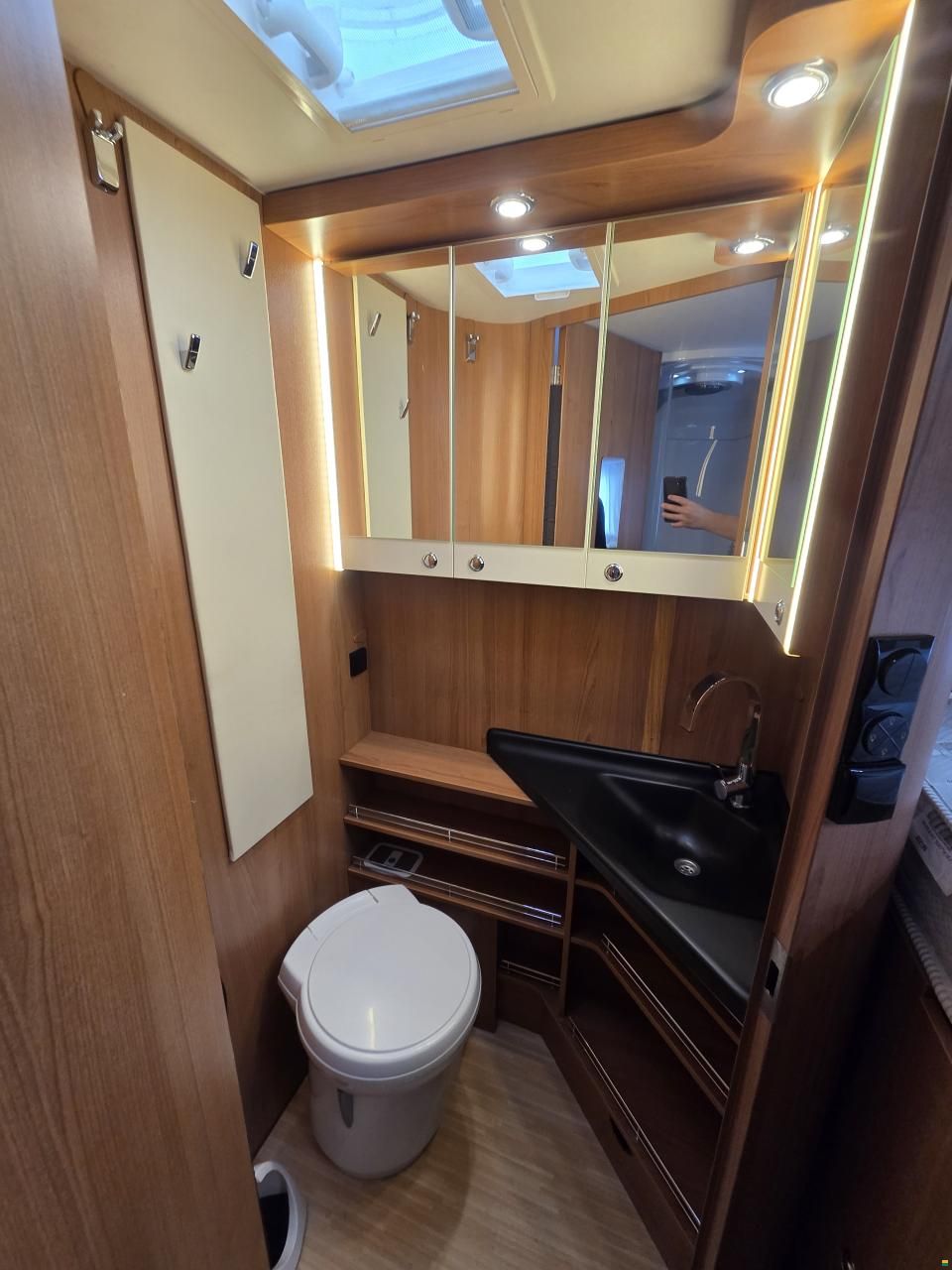 LMC Liberty EXPLORER II 730G