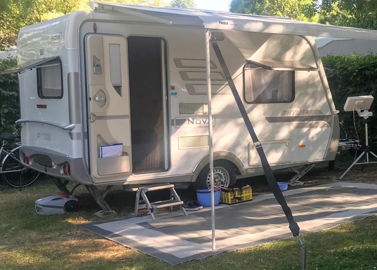 Hymer Eriba-Nova 390