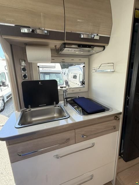 Rapido 803F