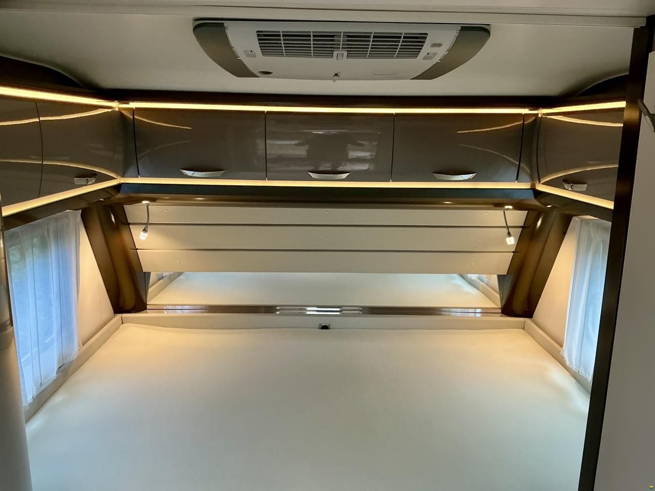 Hobby 24EG 560 UL