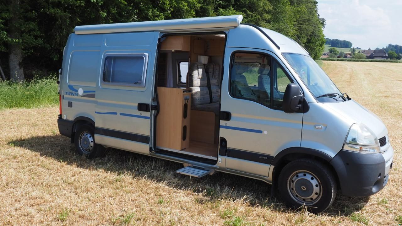 Adria Twin M