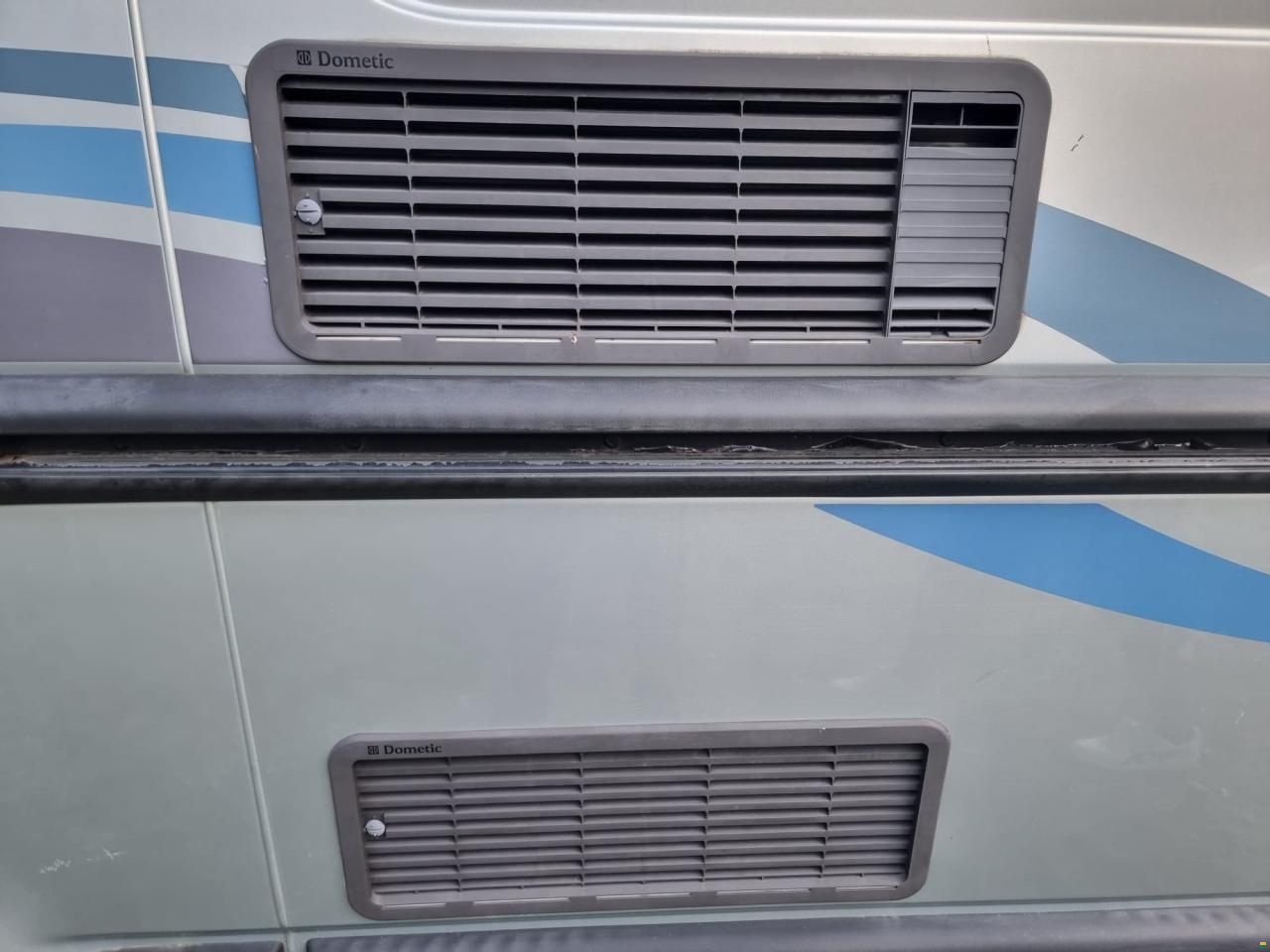 Adria Twin M