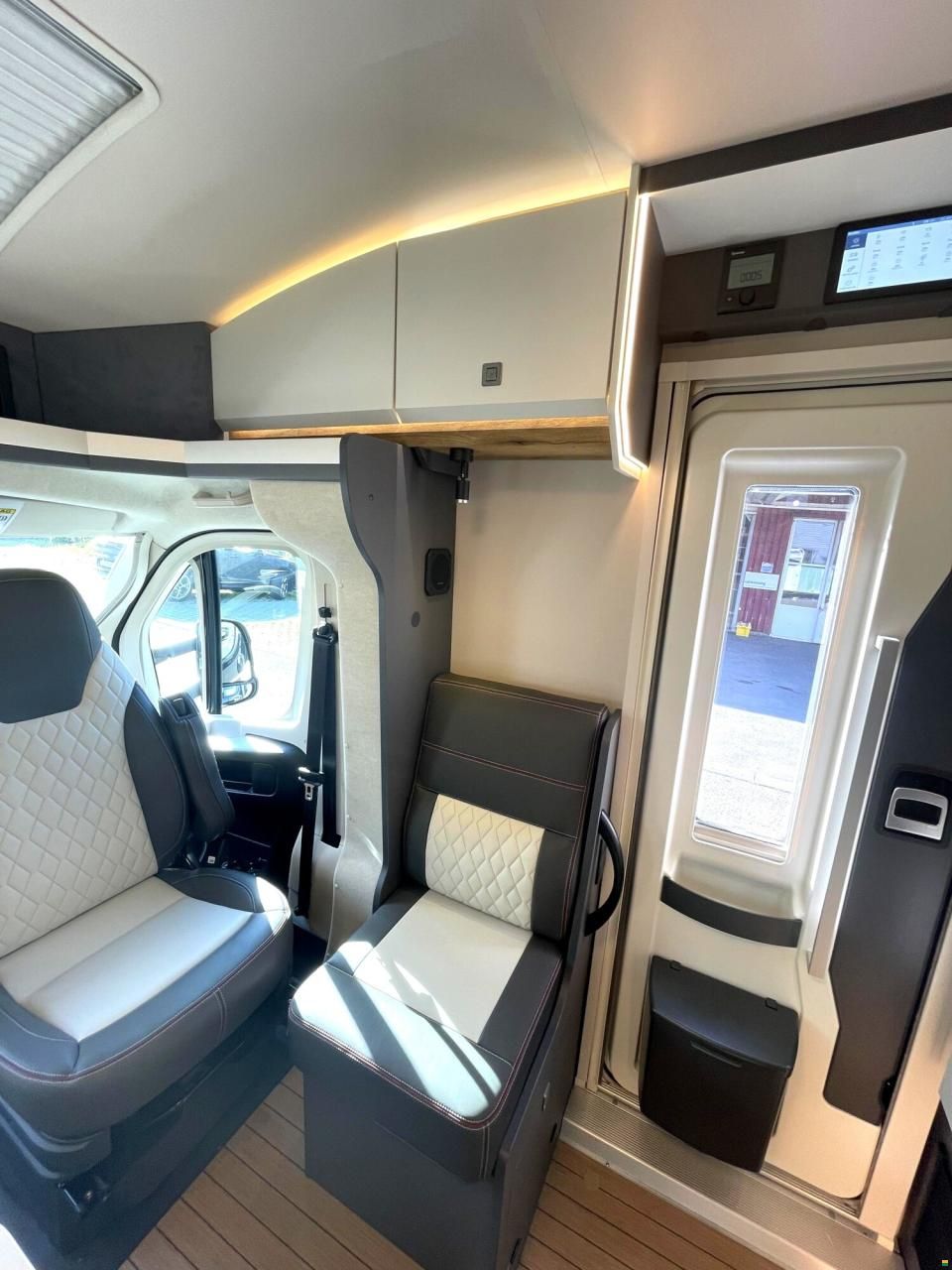 Hobby Prestige T 710 GE