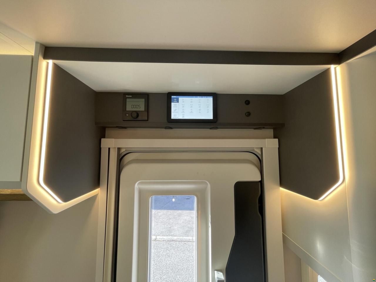 Hobby Prestige T 710 GE