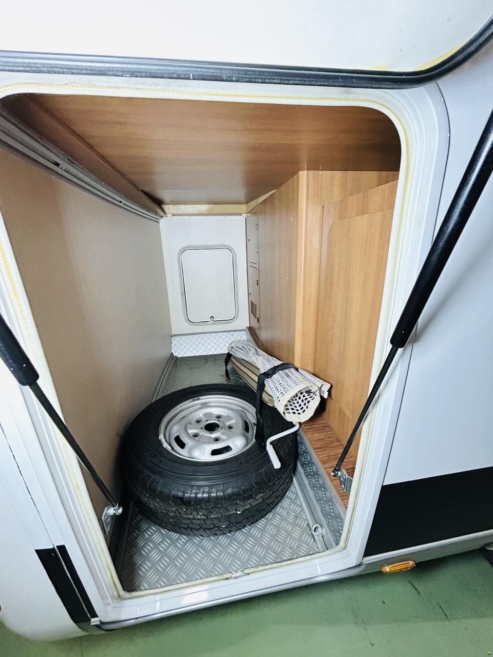 Hobby T500 Van exclusive