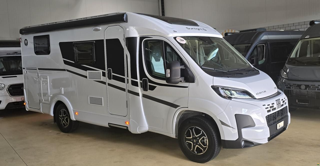 Sunlight V 66 "Adventure Edition" - MJ2025