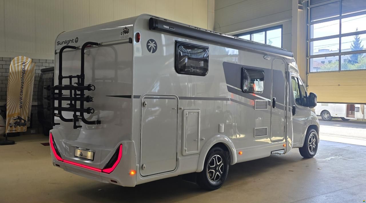Sunlight V 66 "Adventure Edition" - MJ2025