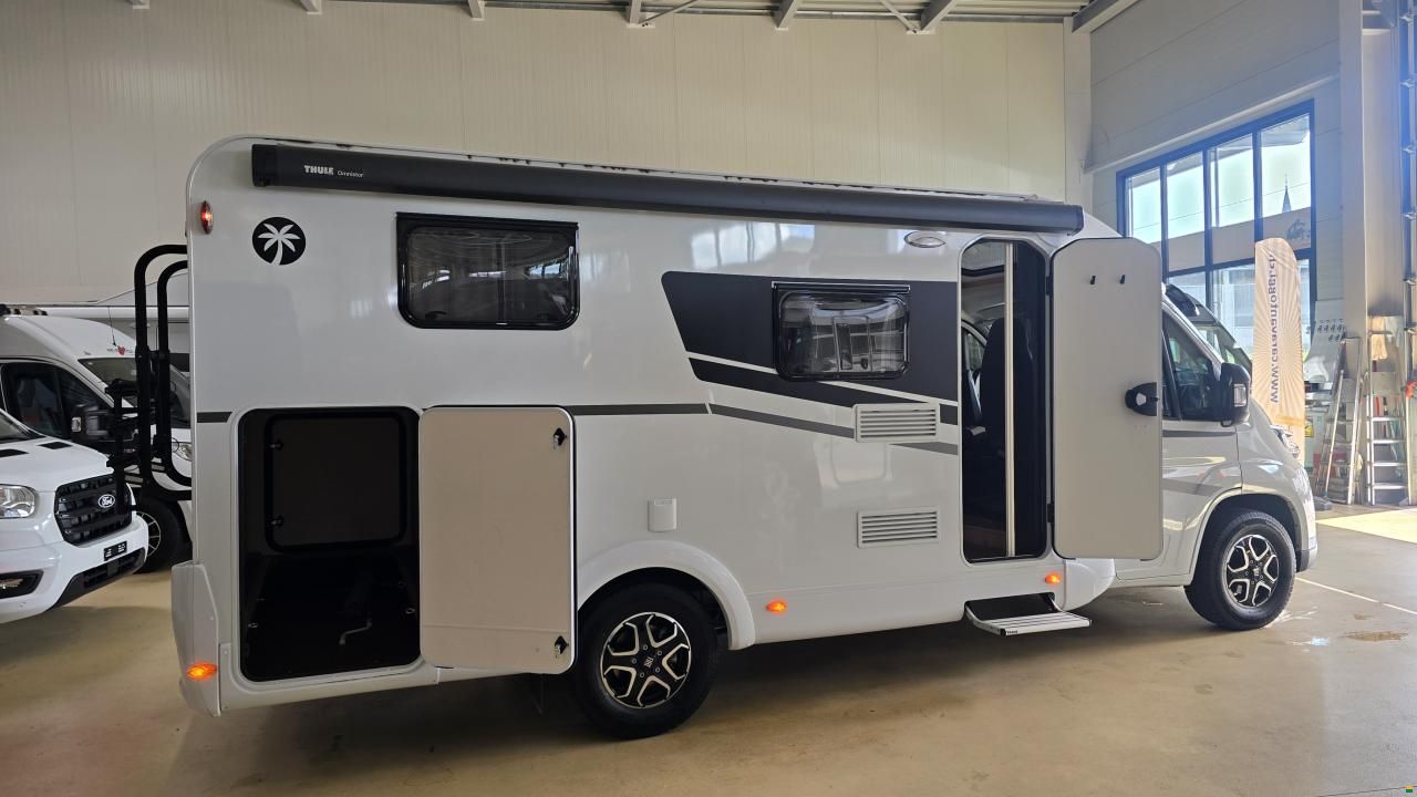 Sunlight V 66 "Adventure Edition" - MJ2025
