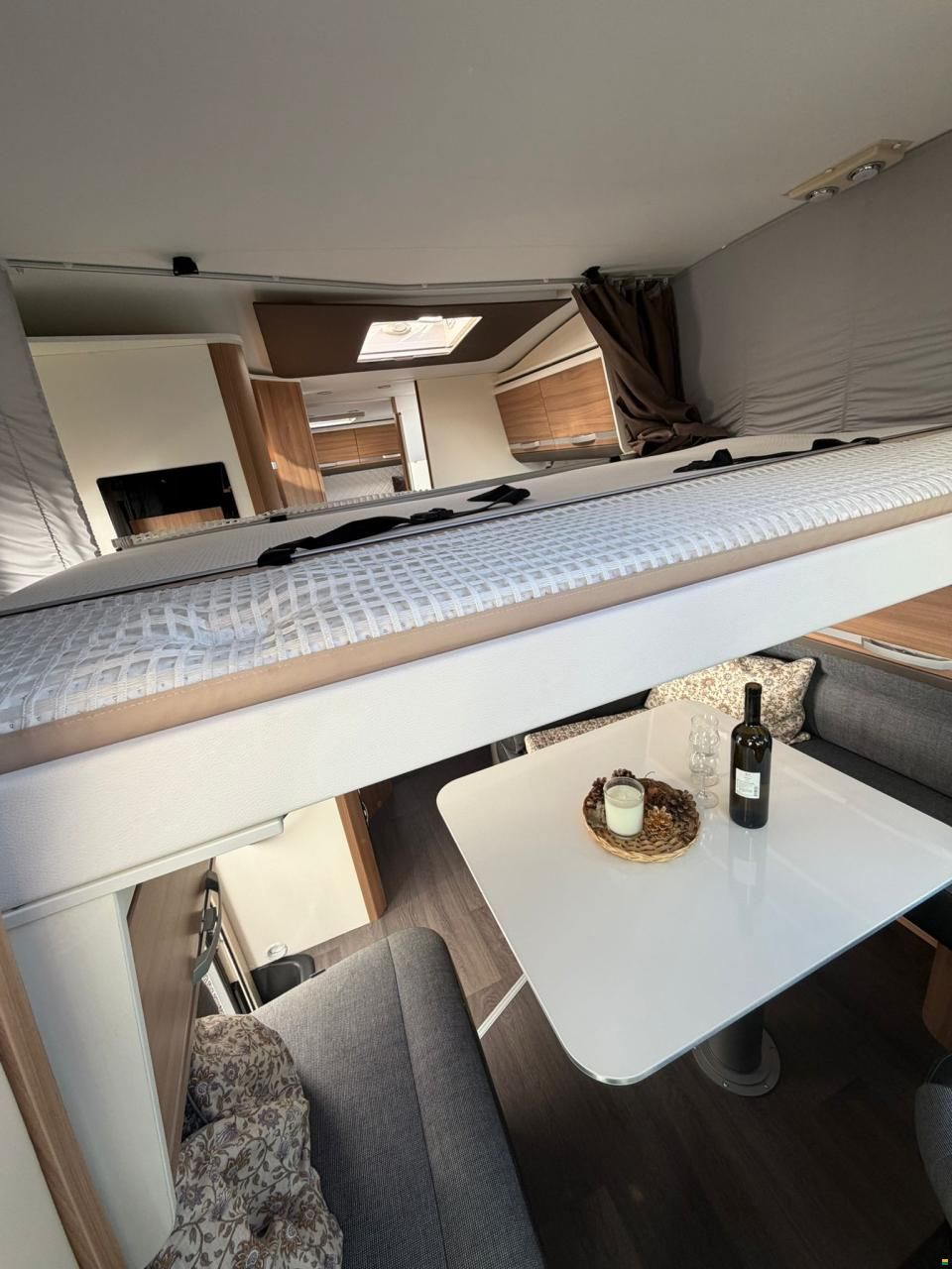 Adria Matrix 670SL mit Einzelbett&Hubbett!