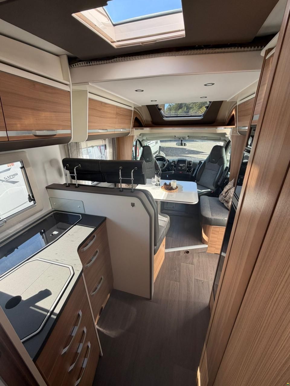 Adria Matrix 670SL mit Einzelbett&Hubbett!