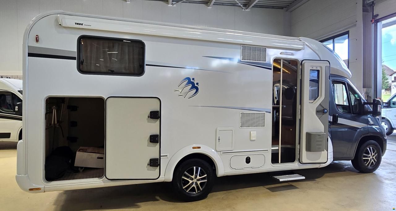 Knaus SUN TI 700 MEG