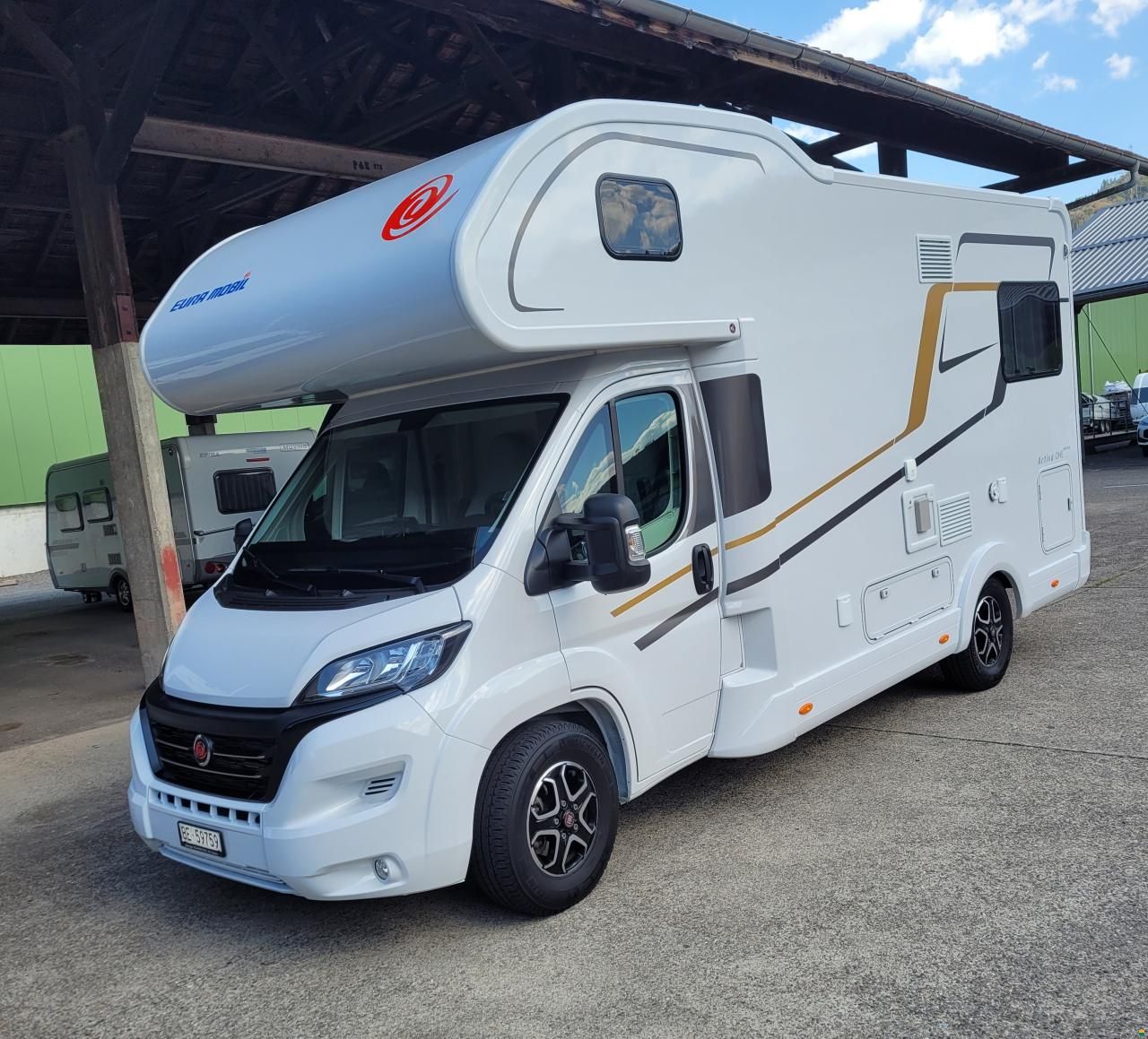 Eura Mobil Activa One 650 HS