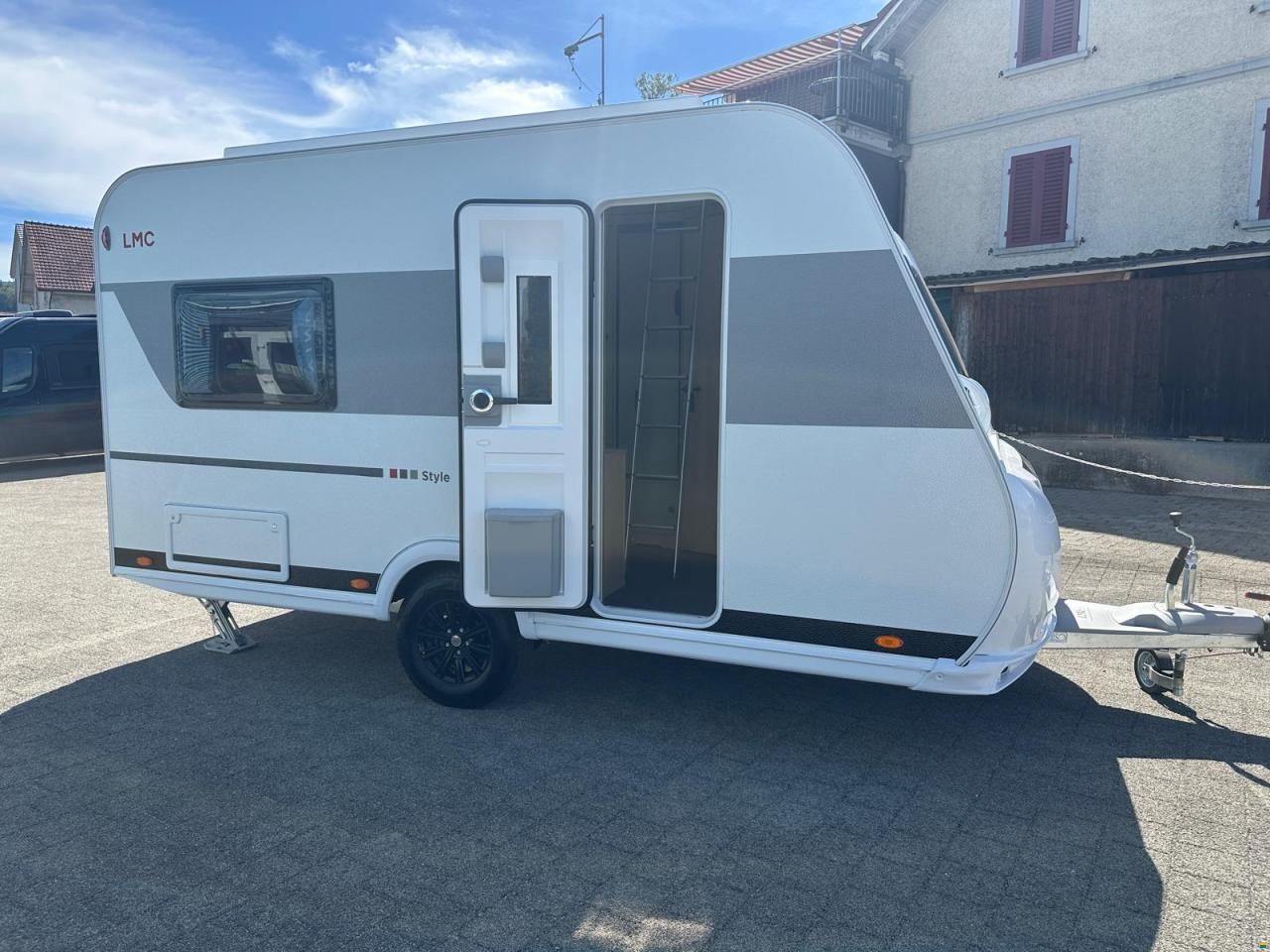 LMC Style 400 F Mod. 2027 mit Aufstelldach